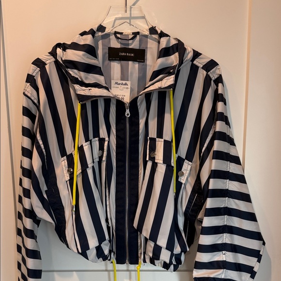 Zara Basic Blue and White Striped Jacket/Wind Breaker  NWT’s - Picture 3 of 7